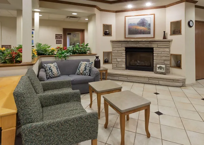 Hotel Baymont By Wyndham Rockford