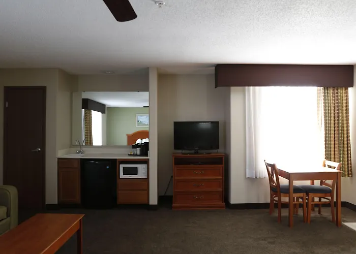 Baymont By Wyndham Hotel