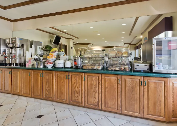 Baymont By Wyndham Hotel 2*