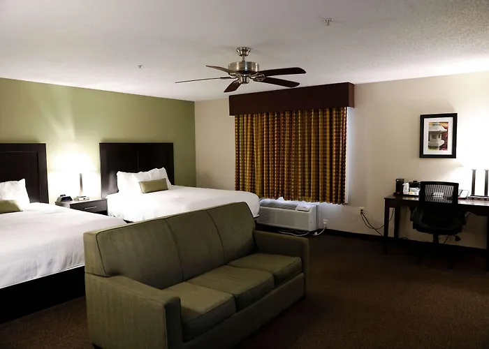 Hotel Baymont By Wyndham 2*