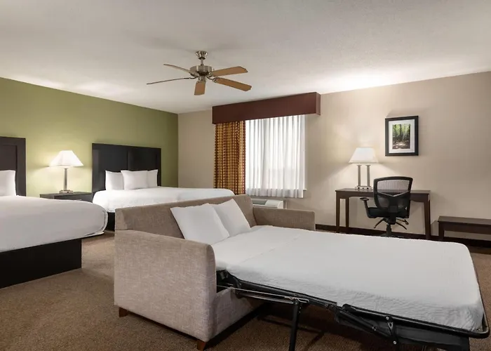 Hotel Baymont By Wyndham