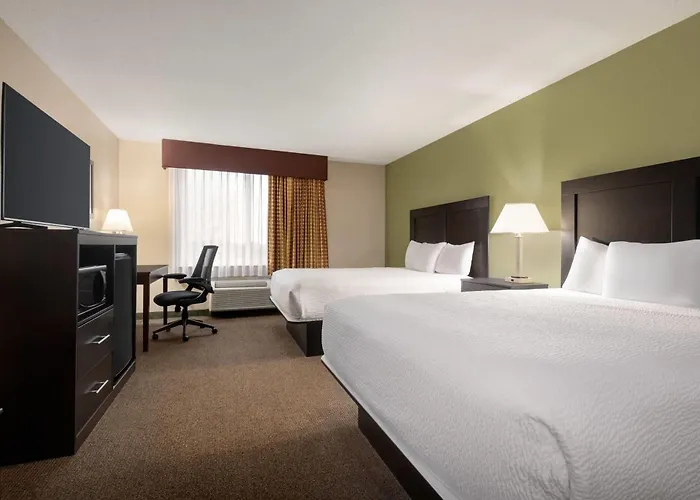 Hotel Baymont By Wyndham 2*