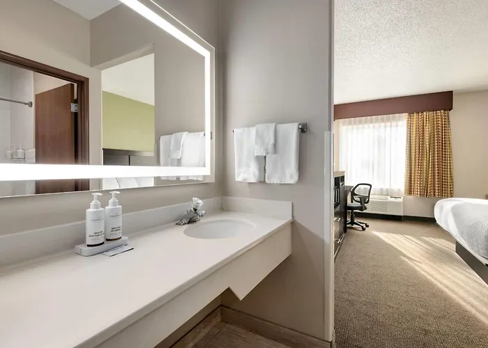 Baymont By Wyndham 2* Rockford